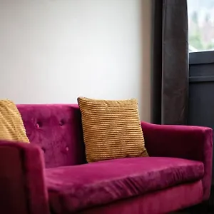 beautiful-cosy-modern-studio-in-chamonix-centre.hotels-rhonealpes.com/
